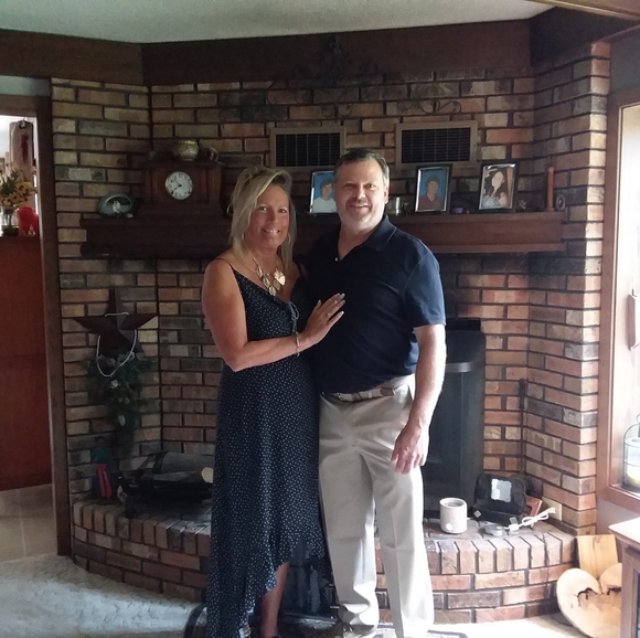 Meet your Posher, Lorilie - Picture 1 of 1